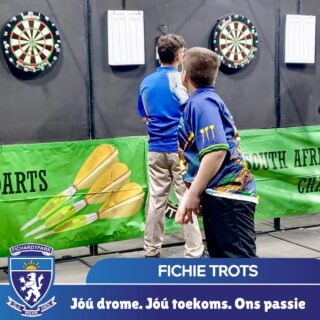 𝗙𝗜𝗖𝗛𝗜𝗘 𝗧𝗥𝗢𝗧𝗦 🎯

Baie geluk aan Janco Rossouw, wat van 13 tot 18 Julie aan die SA Nasionale Veerpyltjiebyeenkoms in Kaapstad deelgeneem en die Vrystaat verteenwoordig het.

Janco het ’n uitstekende algehele 10de plek in die juniorseuns-afdeling behaal.

Ons is ongelooflik trots op jou, Janco!

#fichietrots #joudrome #joutoekoms #onspassie