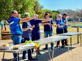 𝗕𝗥𝗔𝗡𝗗𝗞𝗢𝗣 𝗩𝗢𝗢𝗥𝗧𝗥𝗘𝗞𝗞𝗘𝗥𝗦 𝗔𝗔𝗡 𝗗𝗜𝗘 𝗕𝗥𝗔𝗡𝗗 🔥

Brandkop Voortrekkers het die naweek behoorlik gewoel met ’n propvol program van leer, vaardighede en sommer baie pret!

Op Vrydag, 21 Augustus is die Kerkjaar- en Touwerk-kentekens suksesvol voltooi, waarna Saterdag, 22 Augustus se program voortgesit is met die Kettieskiet- en Selfverdedigingkentekens.

Saterdagaand is die naweek op ’n gesellige noot afgesluit met die Spysenieringkenteken.

Dit was voorwaar ’n leersame en heerlike naweek vol nuwe vaardighede, lekker saamkuier en hope pret. Baie geluk aan almal wat hul kentekens voltooi het!