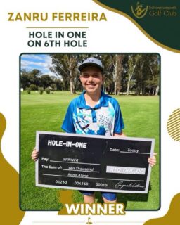𝗙𝗜𝗖𝗛𝗜𝗘 𝗚𝗛𝗢𝗟𝗙 | ’𝗡 𝗞𝗢𝗟𝗛𝗢𝗨 𝗩𝗜𝗥 𝗭𝗔𝗡𝗥𝗨!

Baie geluk aan Zanru Ferreira wat op 5 Oktober ’n hole-in-one op die 6de putjie by Schoemanpark Gholfklub geslaan het!

Zanru is die jongste speler in die klub se geskiedenis wat dié prestasie behaal het. Hy het R10 000 gewen en sy naam en foto sal op die klub se bord verewig word.

Ons is trots op jou, Zanru! Mag daar nog baie sukses op die gholfbaan vir jou voorlê.

#joudrome #joutoekoms #onspassie